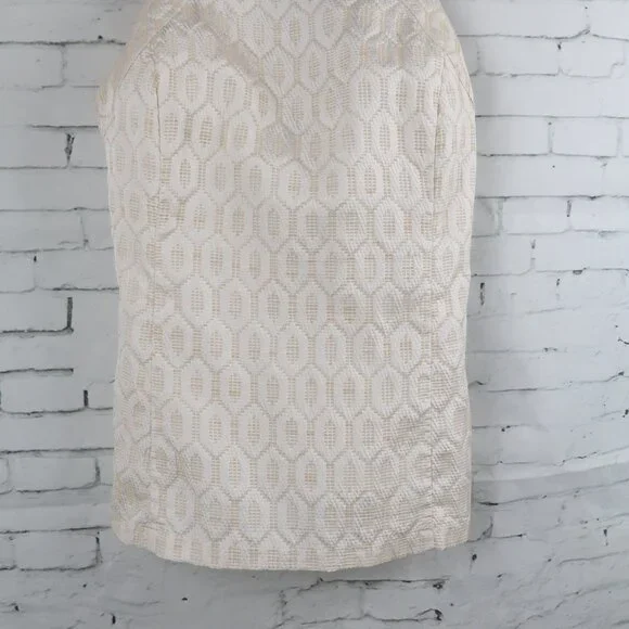 BANANA REPUBLIC TAN & WHITE DESIGN SLEEVELESS HIGH NECK TOP SIZE 6 - Picture 4 of 8